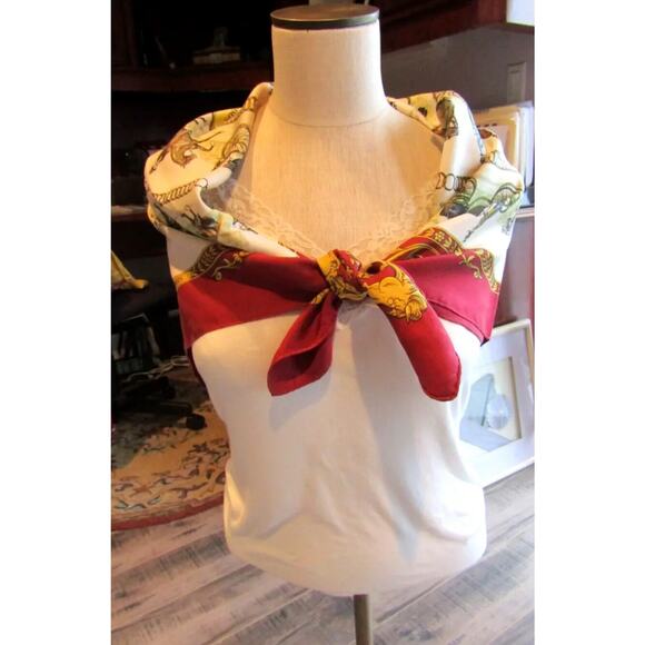 HERMES La Promenade De Longchamps Burgundy, Biege & Gold Silk Scarf 90CM - Picture 5 of 7